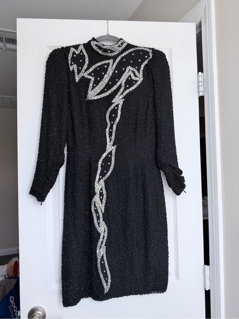Vintage 80s Amen Wardy Beaded Silk Cocktail Dress 6 Black Silver Sequin ILGWU